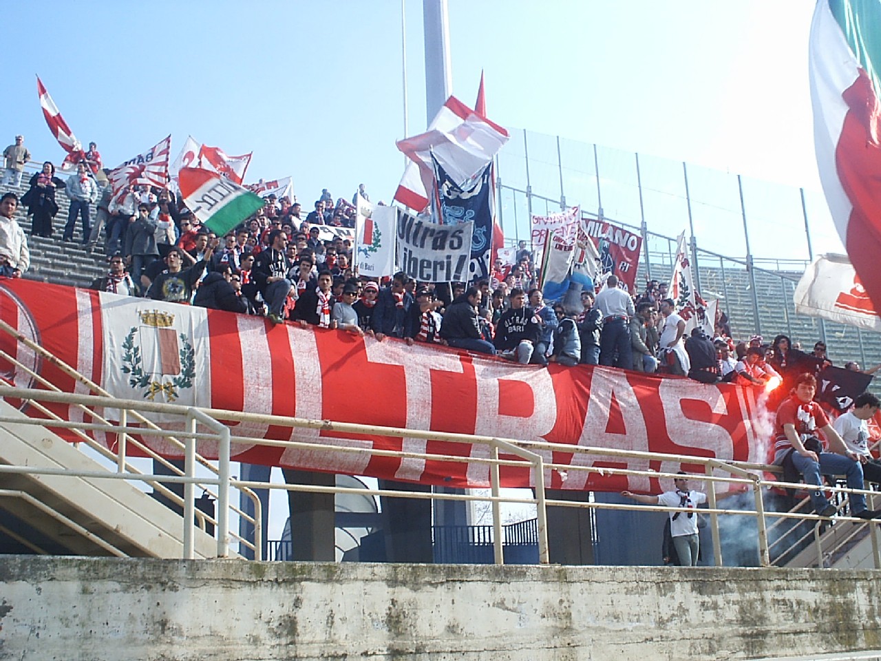 Fiorentina-Bari 03-04