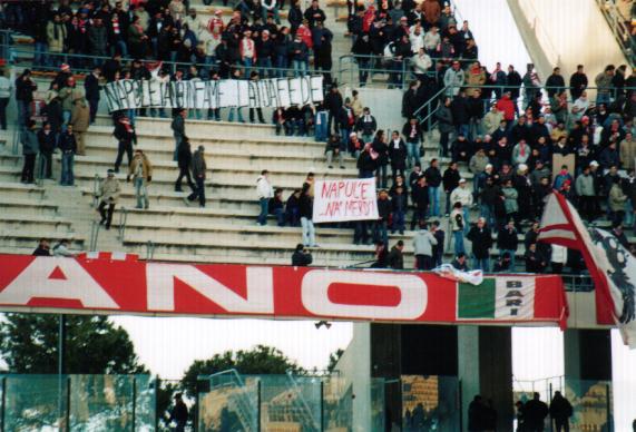 Bari-Napoli 03-04