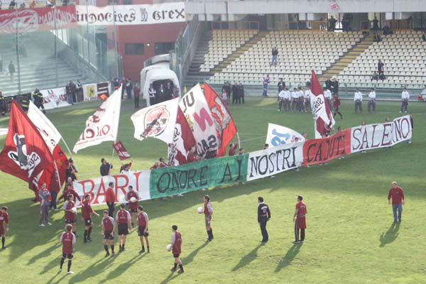 Onore ai nostri caduti