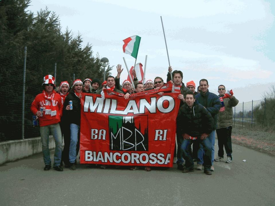 MBR...ingresso stadio Piacenza 11-01-04