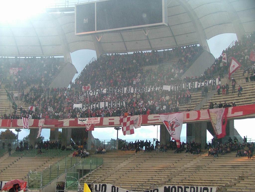 Bari-Salernitana 04-05