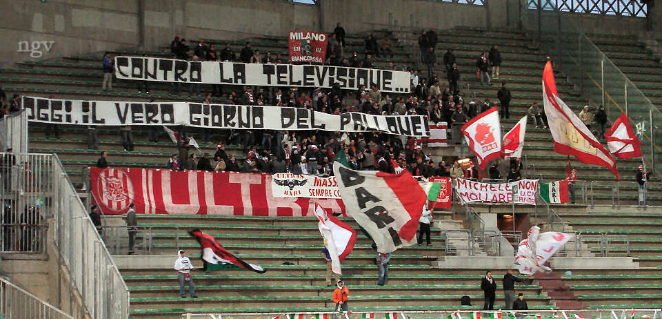 Triestina-Bari 04-05