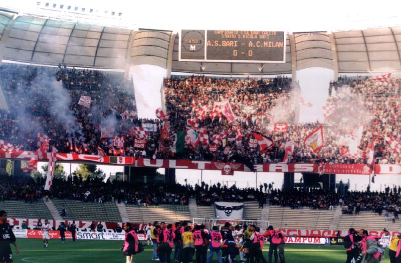 Bari-Milan 00-01