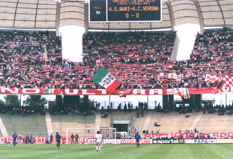 Bari-Verona 00-01